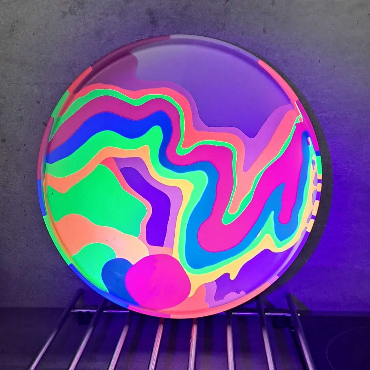 Pigmenty neonowe podstawka